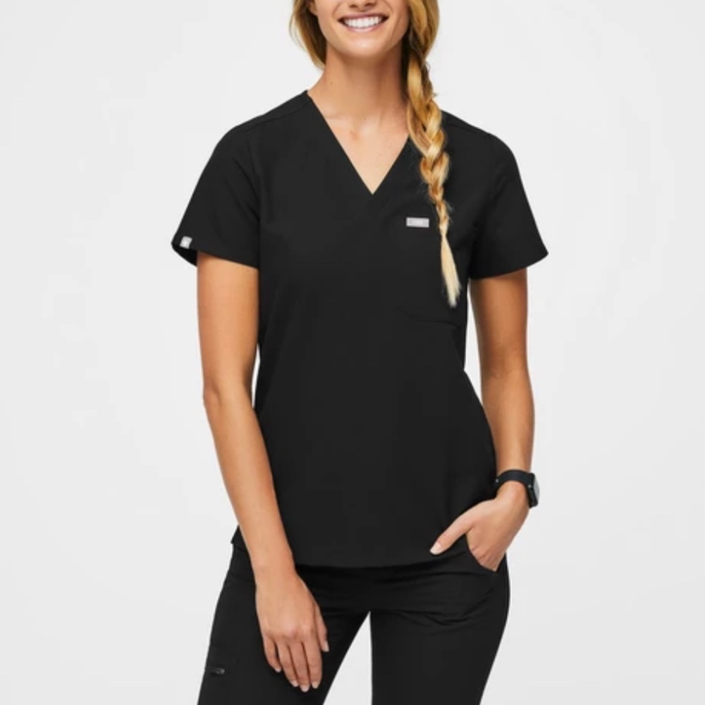 Figs Women's Catarina Black Scrub Top, S
